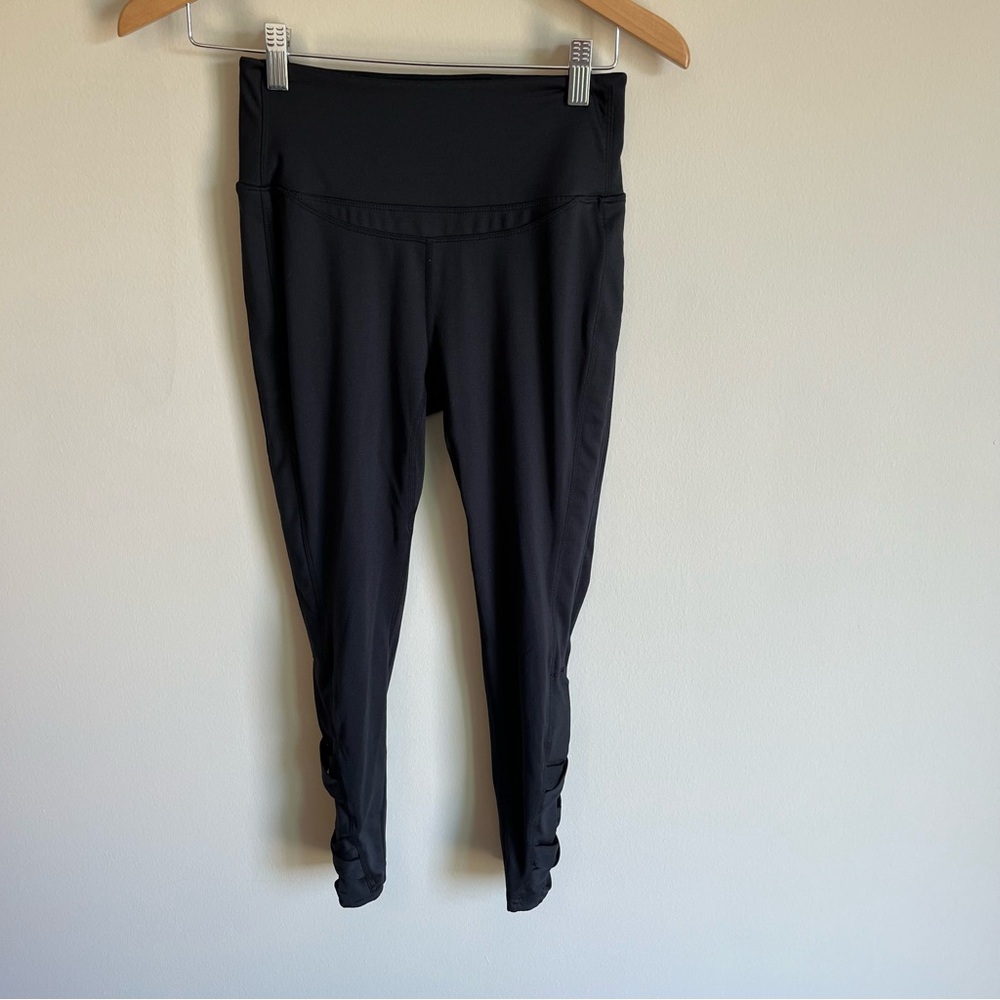 Free People Movement Women’s Black Leggings Criss Cross Leg Detail Size Small